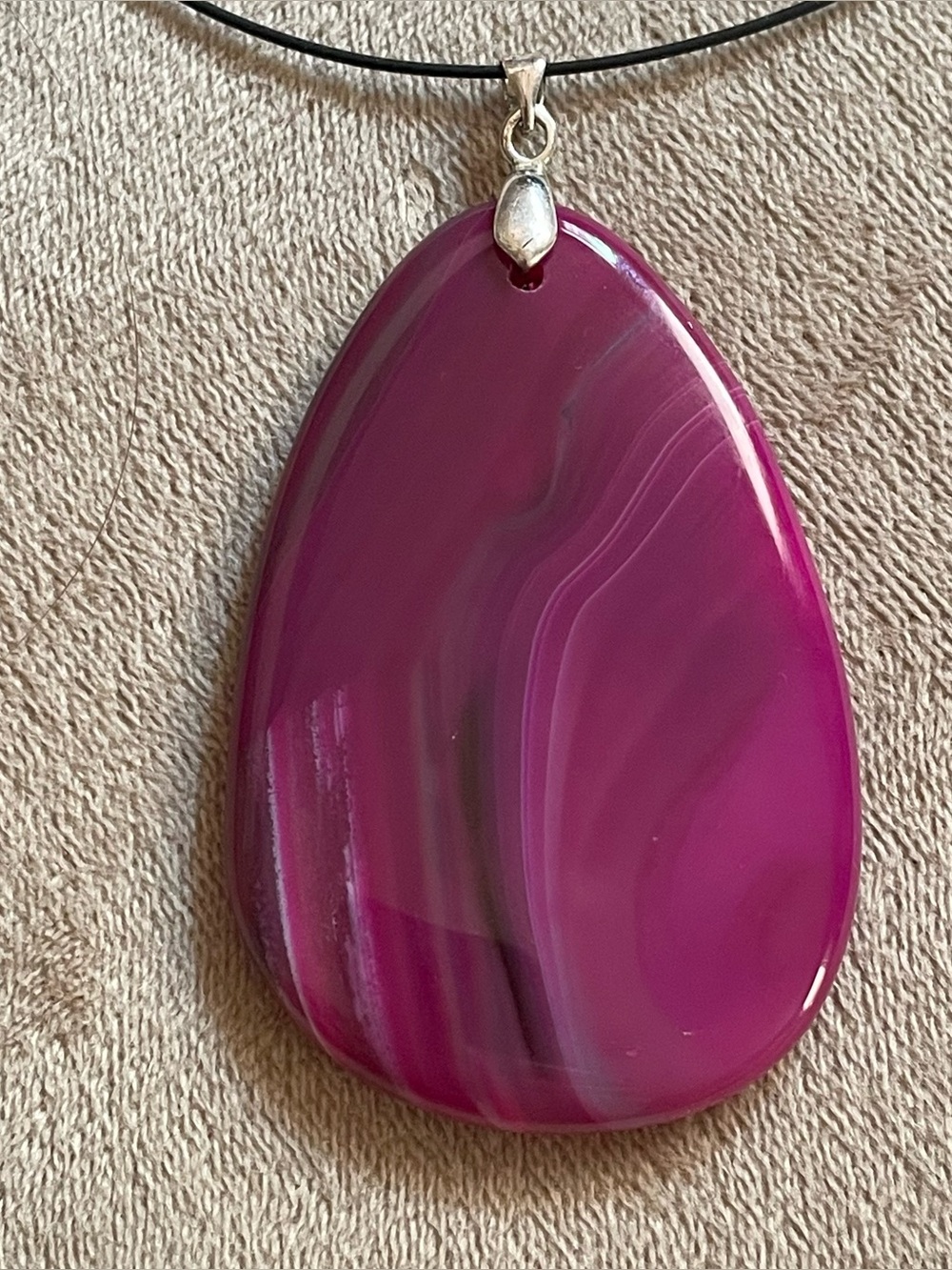 Vintage Sterling Silver Magenta Banded Agate Pendant Necklace